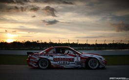 1920 x 1200 Photo by Larry Chen