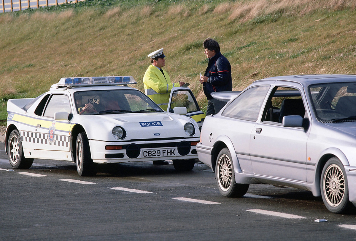 061_ford_rs200_police_1