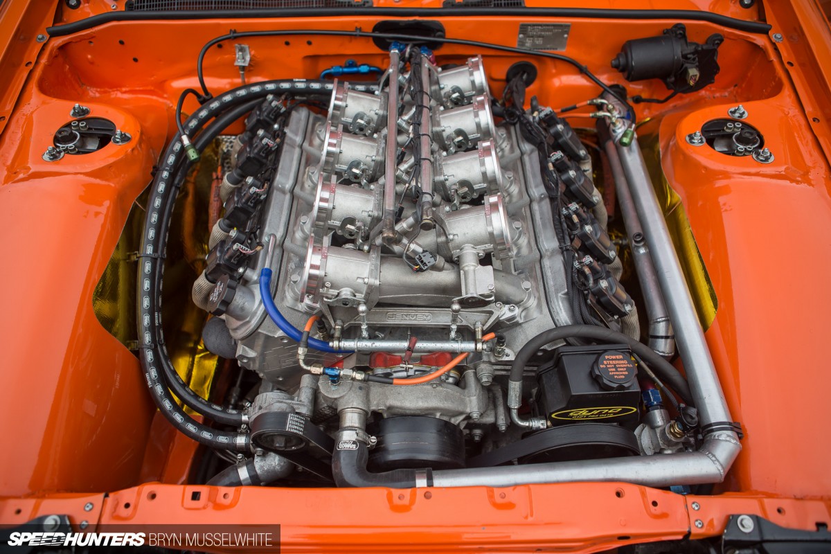 a Driftworks AE86 V8 -65