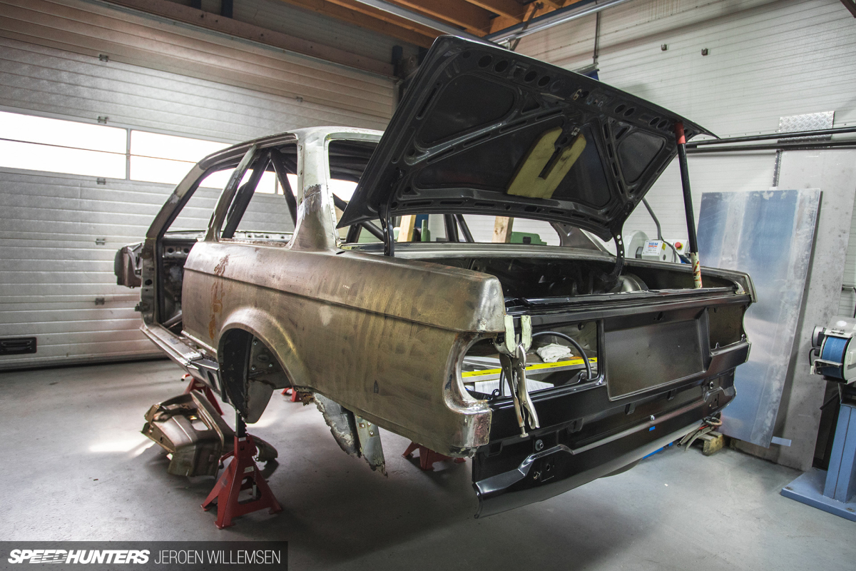 Speedhunters-Vink-Motorsport-BMW-E30-restauration-Classic-87
