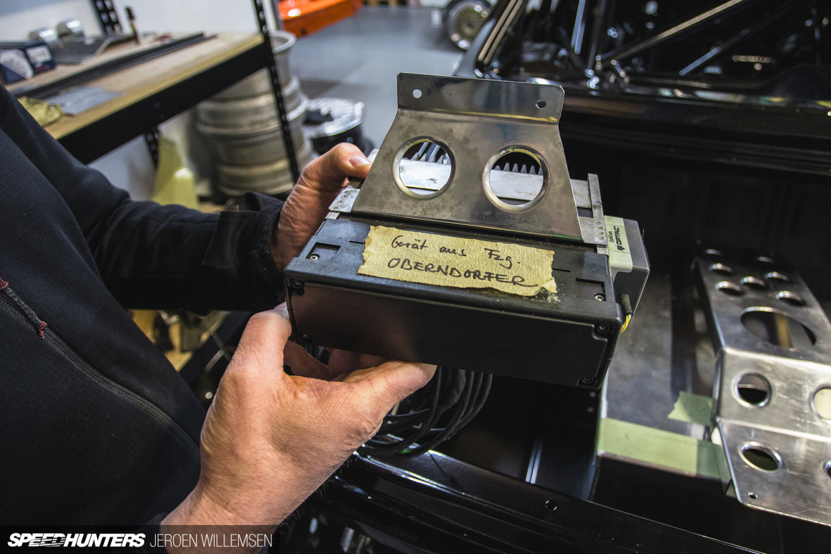 Speedhunters-Vink-motorsport-BMW-Alpina-e30-DTM-Classic-114