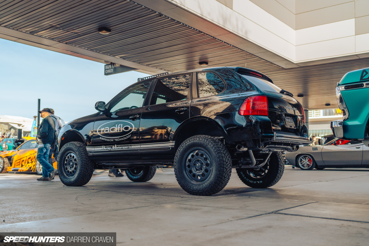 lifted cayenne-2