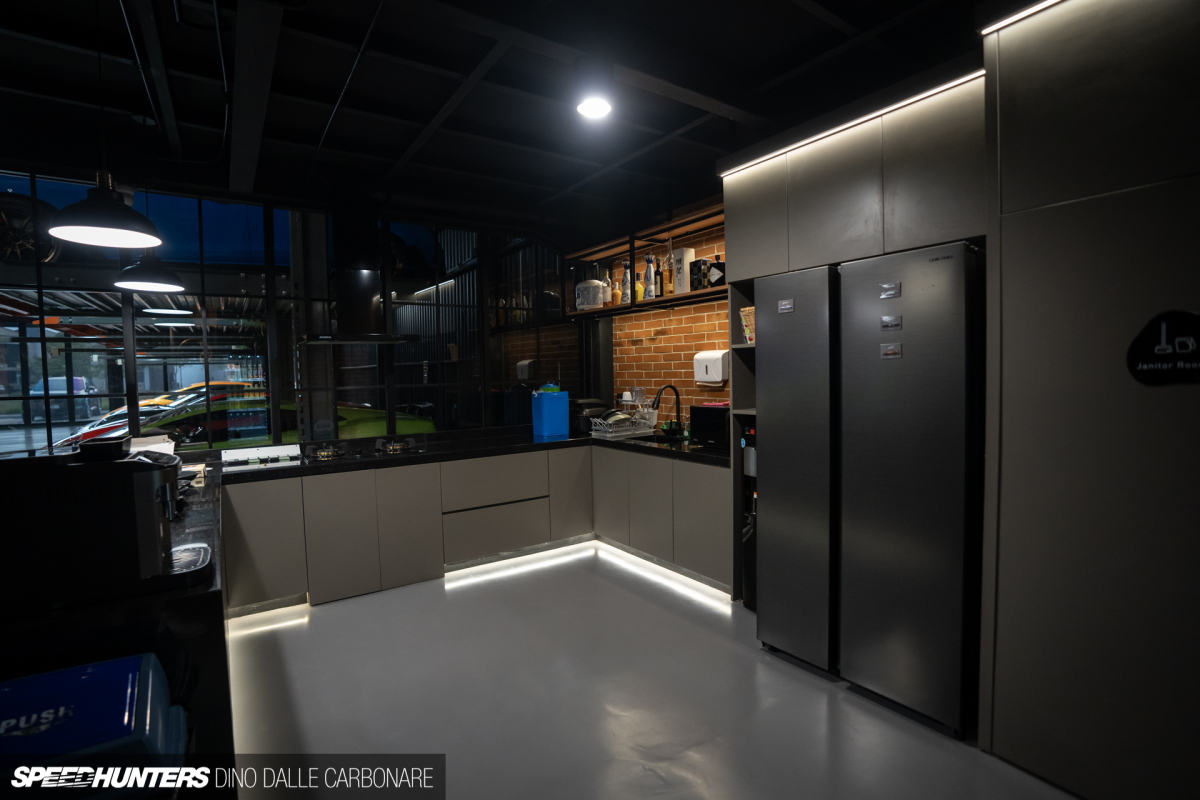 jedm_garage_dino_dalle_carbonare_71
