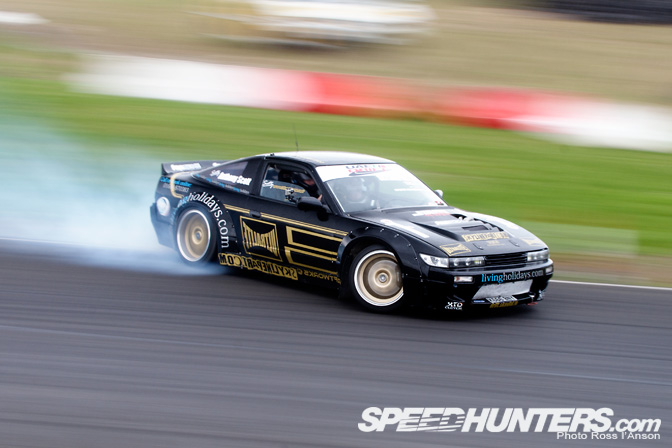 Random Snap>> Rocket Bunny S13