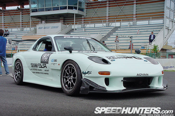 Random Snap>> Re-amemiya Fd From�2001